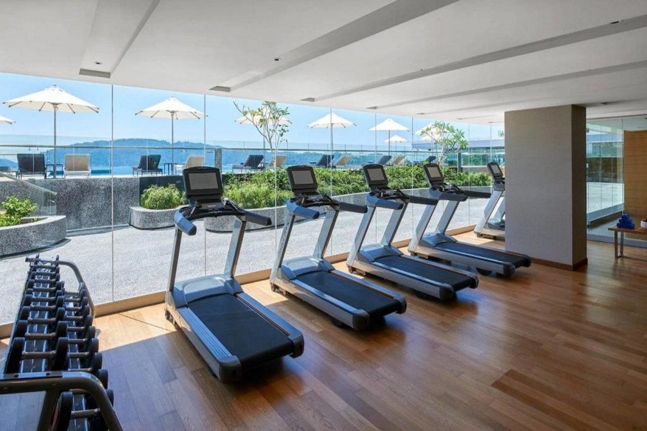 Kota Kinabalu Marriott Hotel Dış mekan fotoğraf The gym at the hotel
